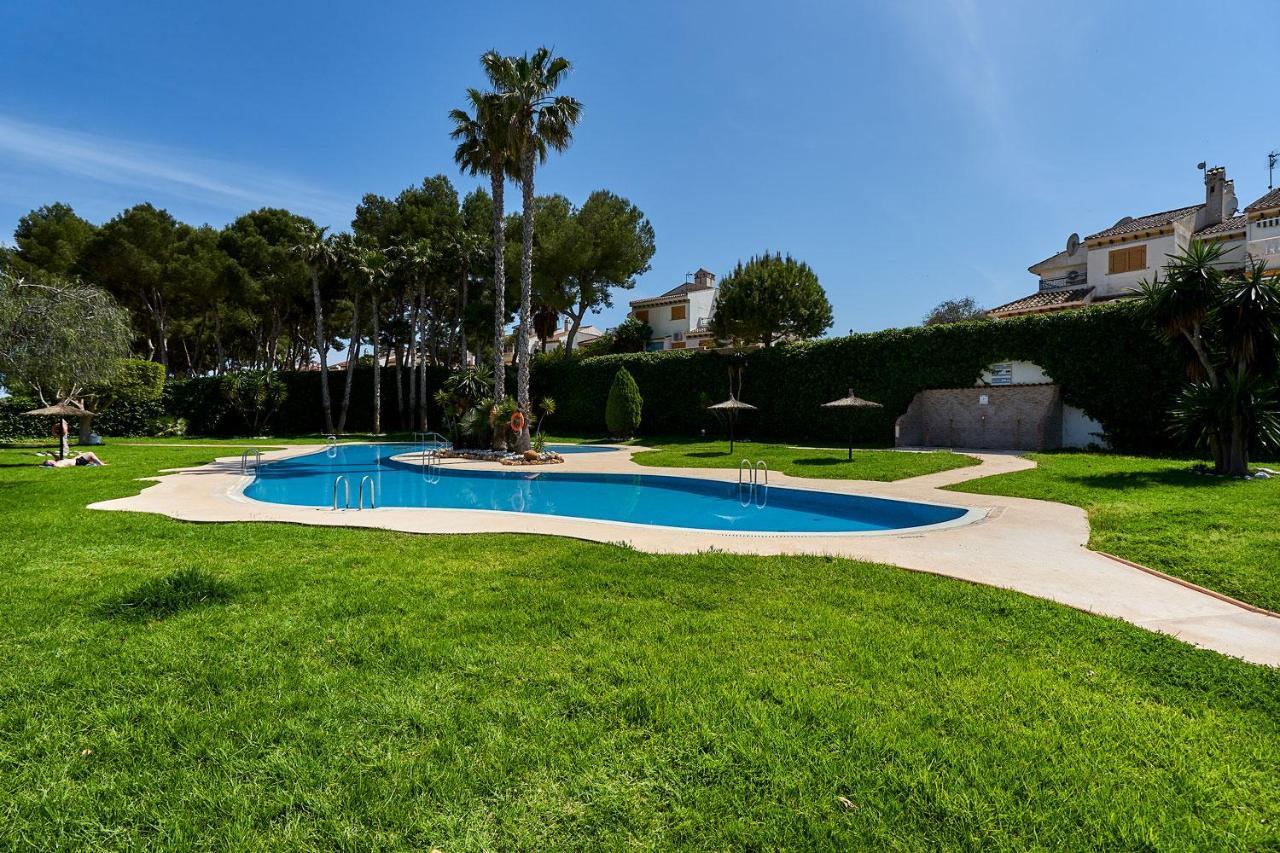 Espanhouse Rio Mar Pilar de la Horadada Eksteriør bilde